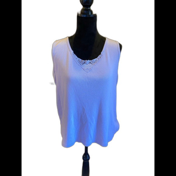 BUNDLE of  2  Tank Tops Sleeveless  Plus Size XL   light & perfect for Summer! - Picture 2 of 12